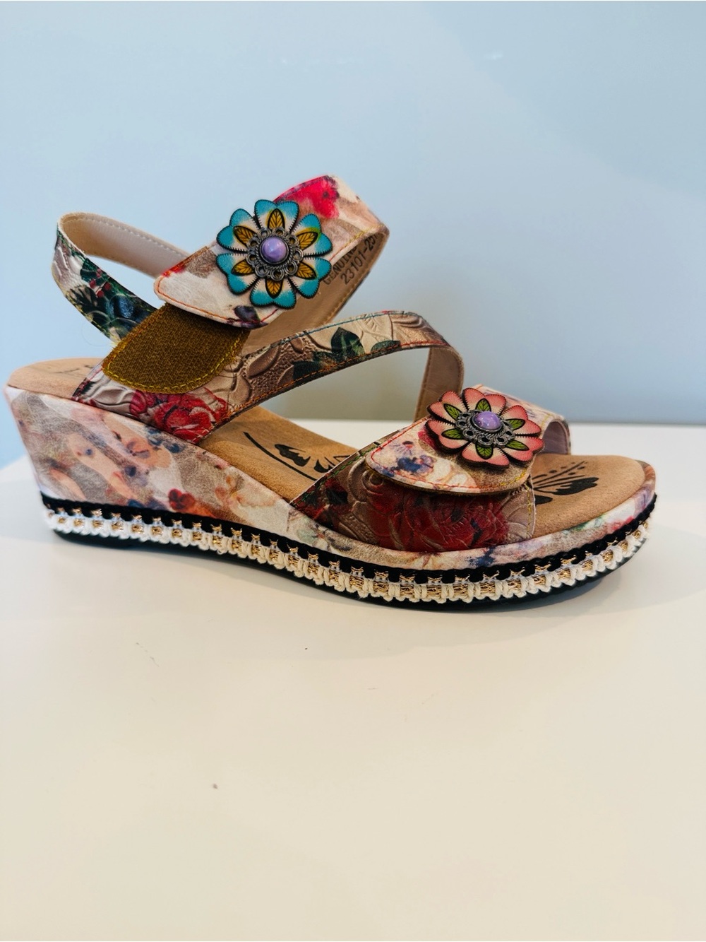 Spring Step L’artiste blissful – BGEM women’s floral sandals 39 (US 8.5) NWT